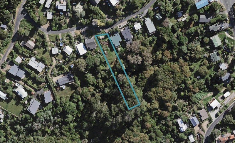 12 George Street, Surfdale, Waiheke Island - Carousel 1