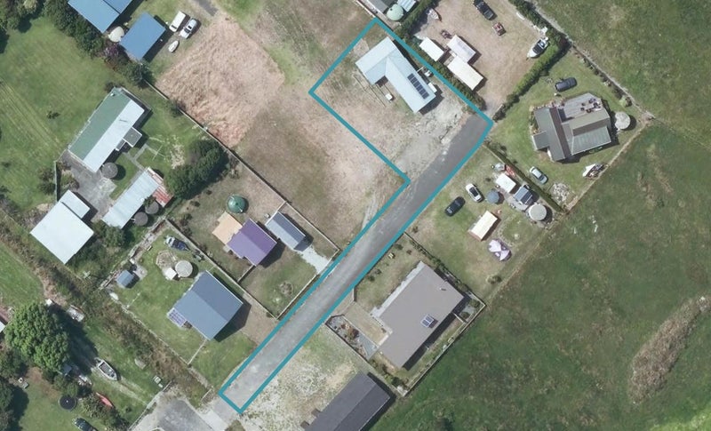 13C Ratau Street, Māhia - Carousel 1