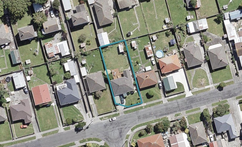 27 Hewer Crescent, Naenae, Lower Hutt - Carousel 1