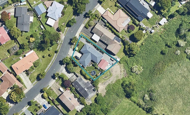 25 Icarus Place, Sunnybrook, Rotorua - Carousel 1