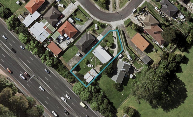 47 Cooper Crescent, Otara, Auckland - Carousel 1
