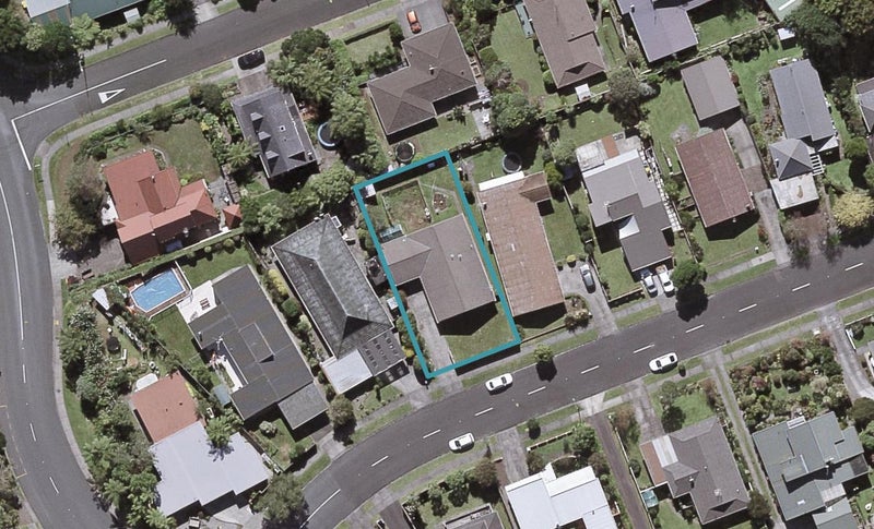 22 Wesley Avenue, Frankleigh Park, New Plymouth - Carousel 1