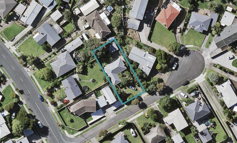 4 Ware Place, Pakuranga Heights, Auckland - Carousel 1