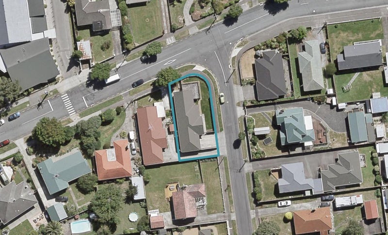 16 Massey Street, Elderslea, Upper Hutt - Carousel 1