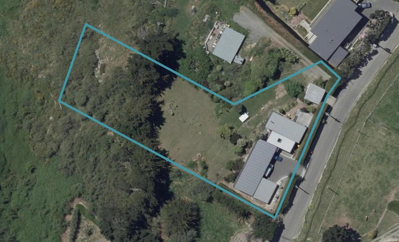 192 Moncks Spur Road, Mount Pleasant, Christchurch - Carousel 1