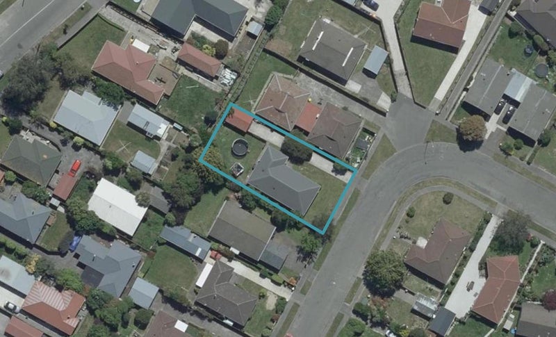 37 Charnwood Crescent, Bishopdale, Christchurch - Carousel 1