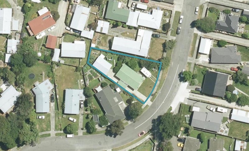 30 Holdaway Street, Riversdale, Blenheim - Carousel 1