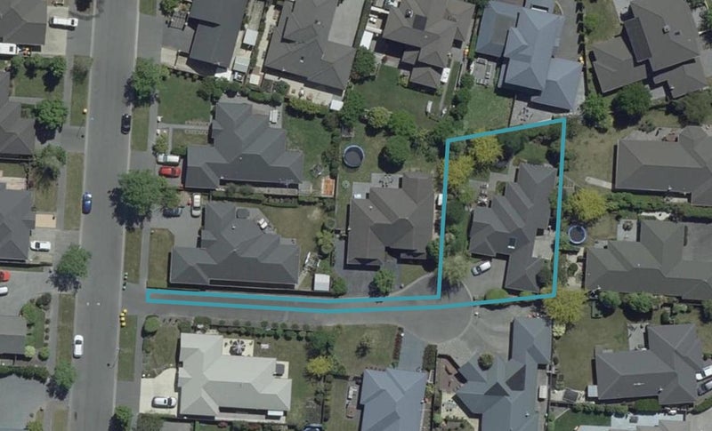60 Coolspring Way, Redwood, Christchurch - Carousel 1