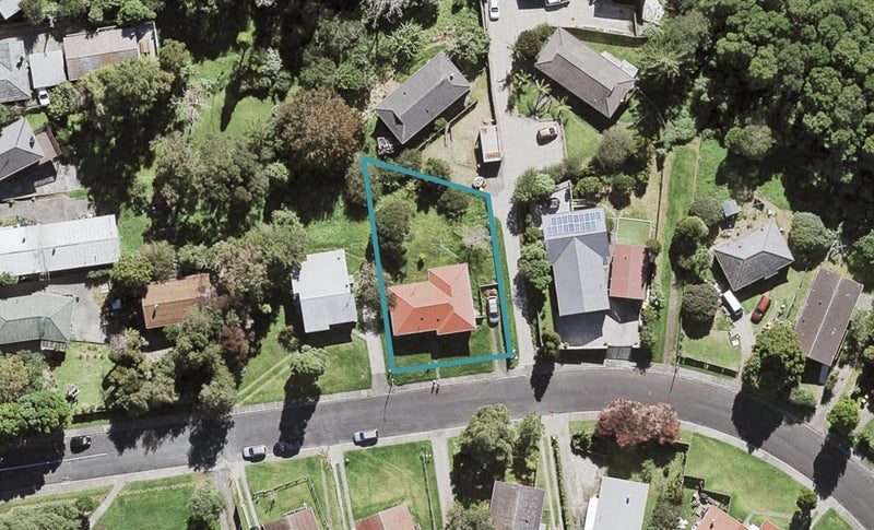 53 Lysander Crescent, Beach Haven, Auckland - Carousel 1