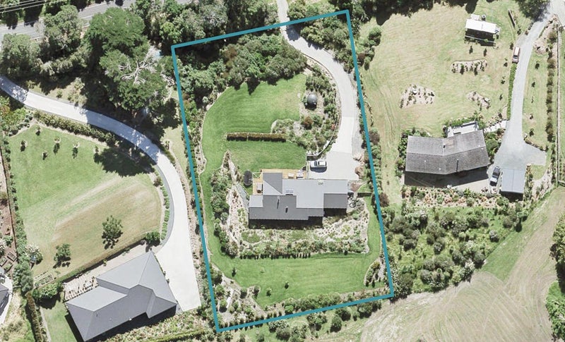 37 Hobbs Road, Matakatia, Whangaparaoa - Carousel 1