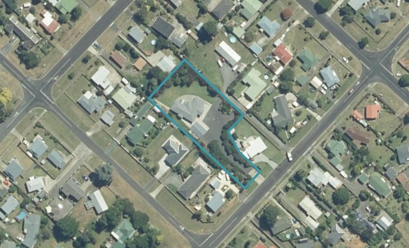 108 Consols Street, Waihi, Waihi - Carousel 1