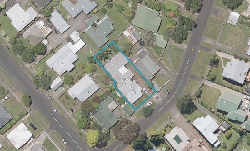 1B Maketu Street, Whanganui East, Whanganui - Carousel 1