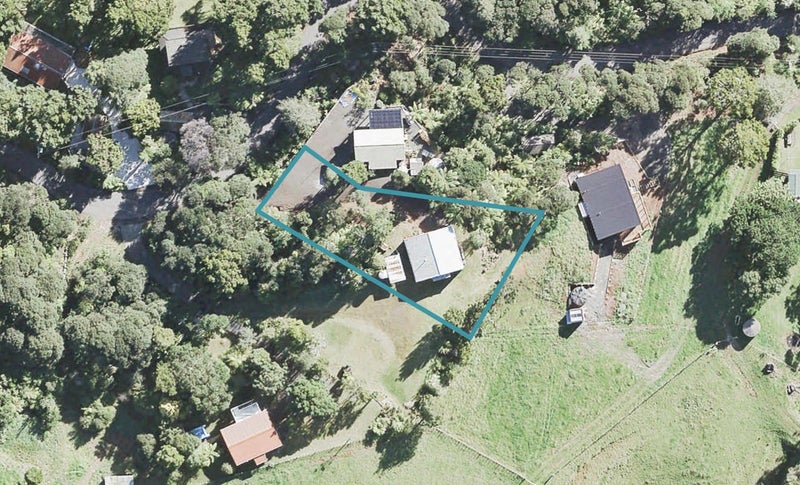 42 Whatipu Road, Huia, Auckland - Carousel 1