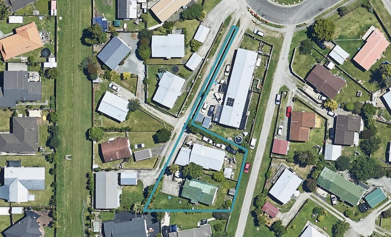 37A Lyn Grove, Papamoa Beach, Papamoa - Carousel 1