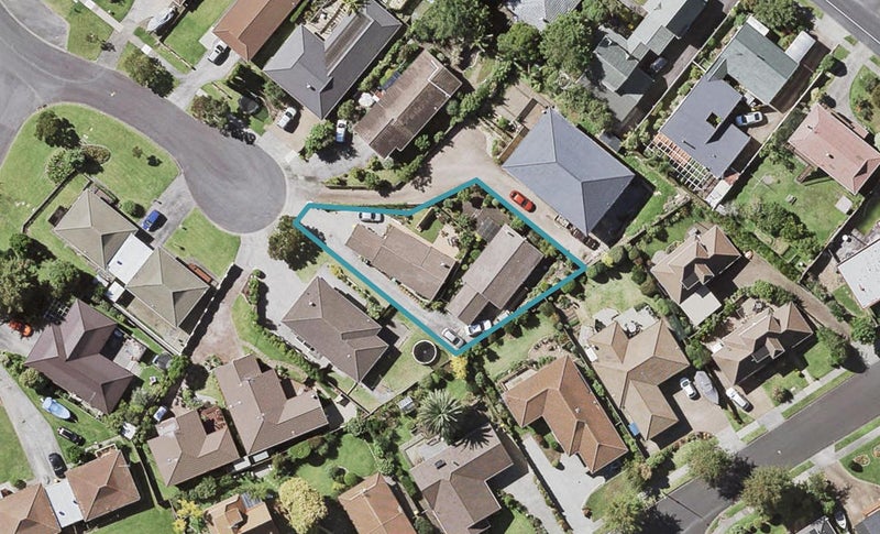 1/41 Cromdale Avenue, Highland Park, Auckland - Carousel 1