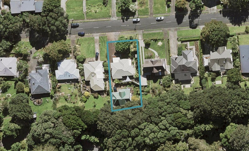 7A Budock Road, Hillsborough, Auckland - Carousel 1