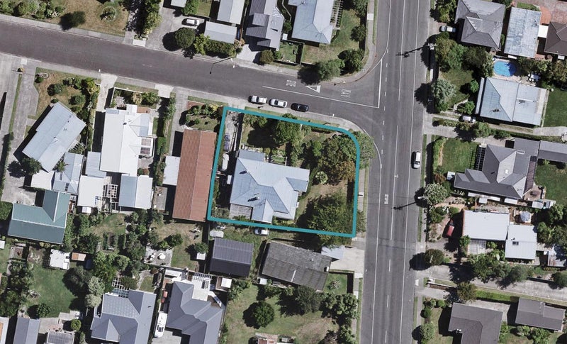 74 Avondale Road, Taradale, Napier - Carousel 1