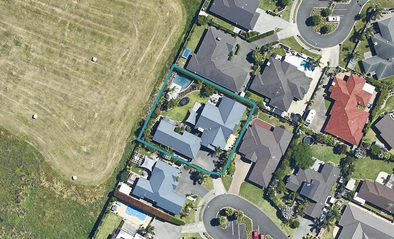 18 Mandalay Key, Papamoa Beach, Papamoa - Carousel 1
