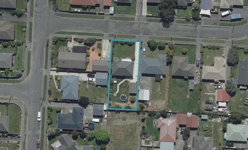 6 Lambeth Crescent, Northcote, Christchurch - Carousel 1