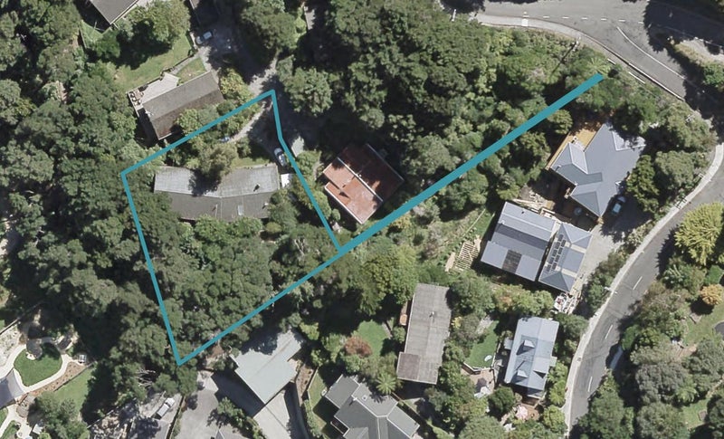 92 Blue Mountains Road, Pinehaven, Upper Hutt - Carousel 1