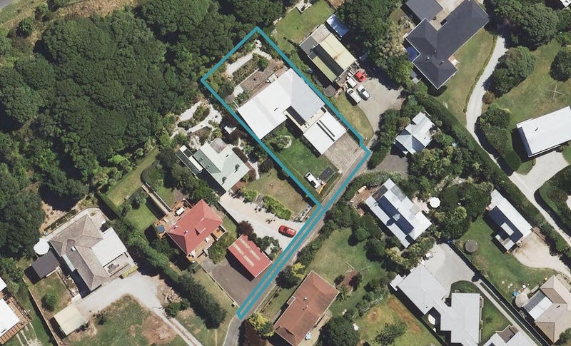 63 Douglas Street, Okitu, Gisborne - Carousel 1