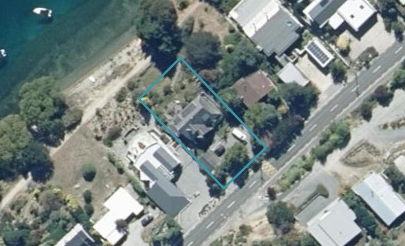 631 Peninsula Road, Kelvin Heights, Queenstown - Carousel 1