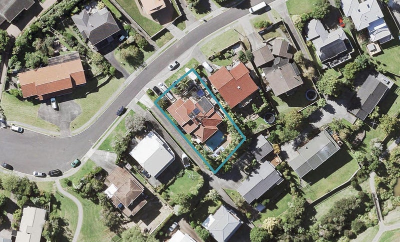 90 Nigel Road, Browns Bay, Auckland - Carousel 1