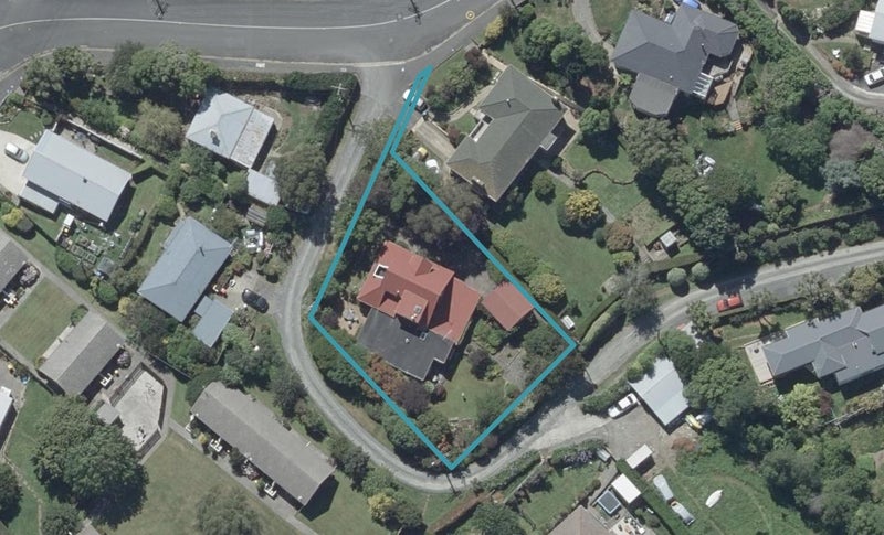 2 Meldrum Street, Pine Hill, Dunedin - Carousel 1