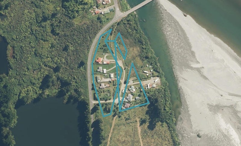 57B Woodstock-Rimu Road, Hokitika - Carousel 1