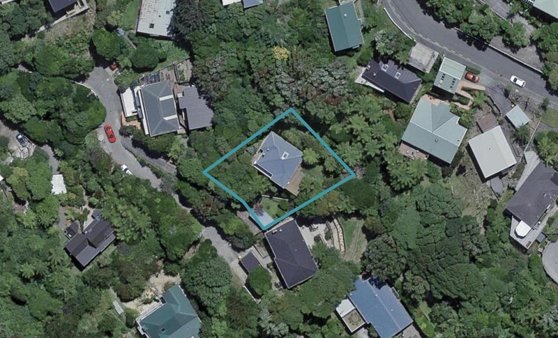 9 Karachi Crescent, Khandallah, Wellington - Carousel 1