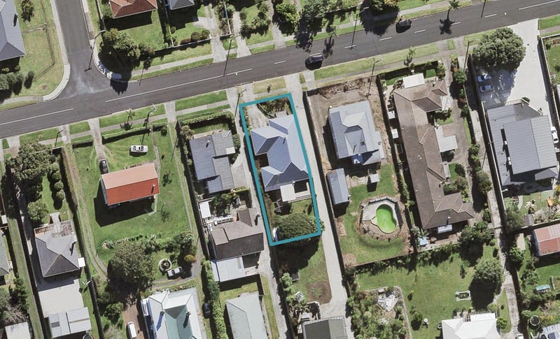 47 Mcintyre Road, Mangere Bridge, Auckland - Carousel 1