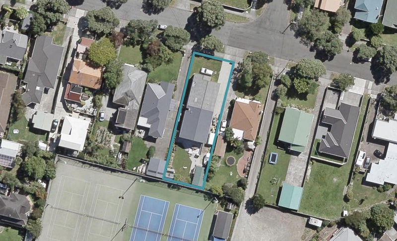 26 Wilford Street, Woburn, Lower Hutt - Carousel 1