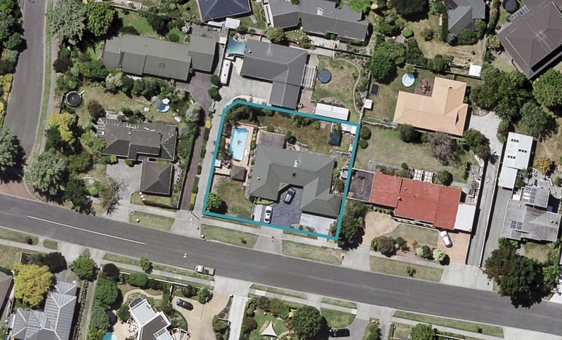 16 Mission Road, Greenmeadows, Napier - Carousel 1