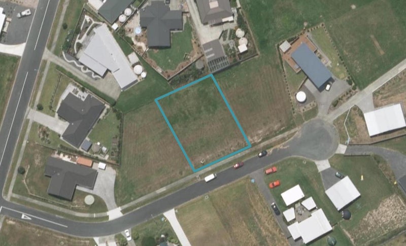 7 Te Whai Street, Mangawhai Heads, Mangawhai - Carousel 1