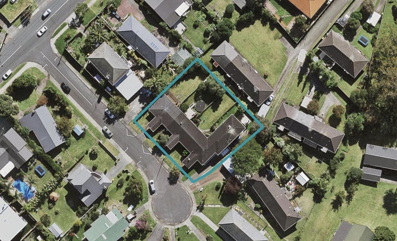 3/6 Liston Street, Northcote, Auckland - Carousel 1