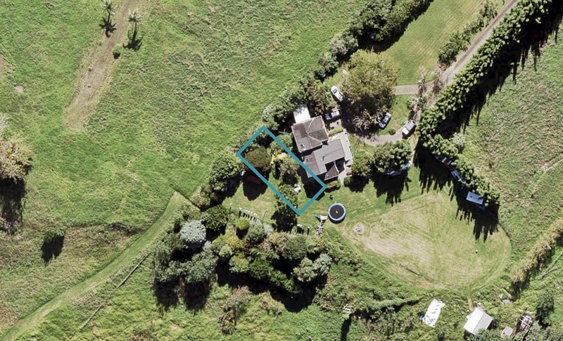 61 Picnic Point Road, Hobsonville, Auckland - Carousel 1