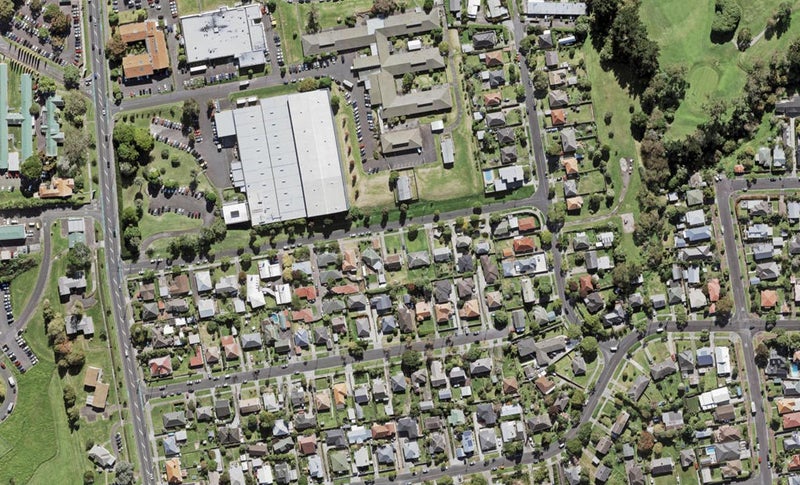 10/17 Segar Avenue, Mount Albert, Auckland - Carousel 1