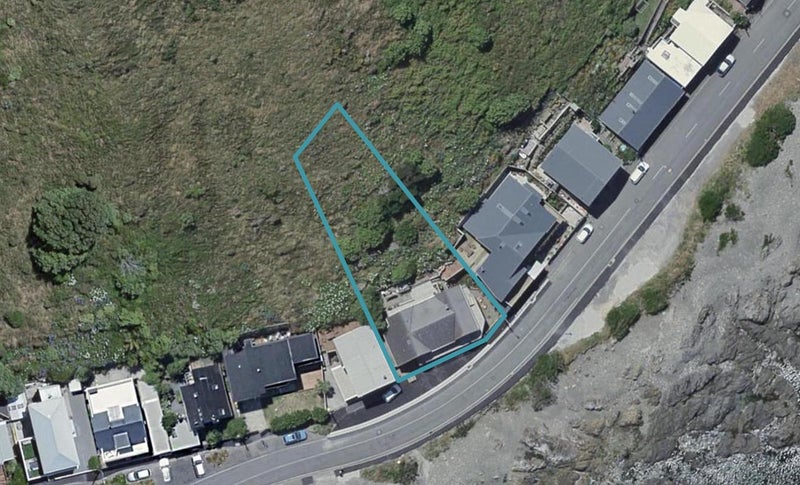 142 Owhiro Bay Parade, Owhiro Bay, Wellington - Carousel 1
