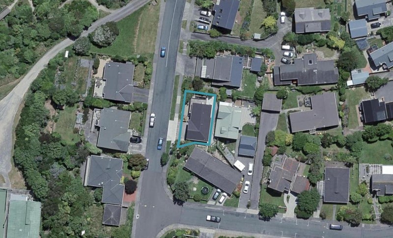 8 Lakewood Avenue, Churton Park, Wellington - Carousel 1