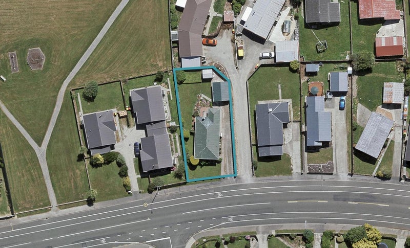 240 John Street, Heidelberg, Invercargill - Carousel 1