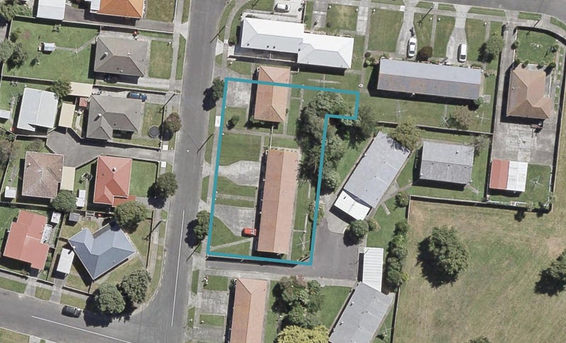 18 Colson Street, Avalon, Lower Hutt - Carousel 1