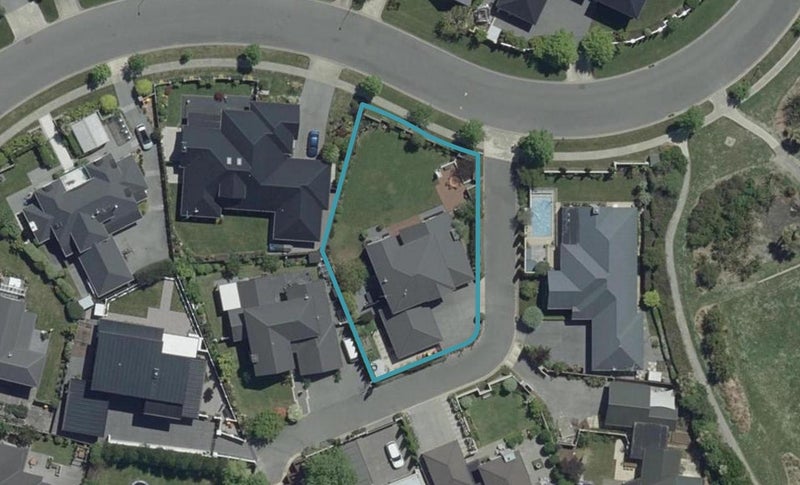 7 Ryjac Lane, Northwood, Christchurch - Carousel 1