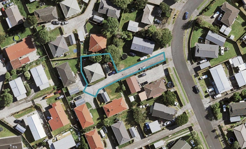 21 Dungarvon Place, Clendon Park, Auckland - Carousel 1