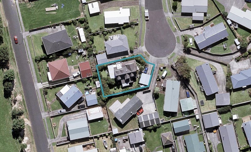 28 Meade Place, Bell Block, New Plymouth - Carousel 1