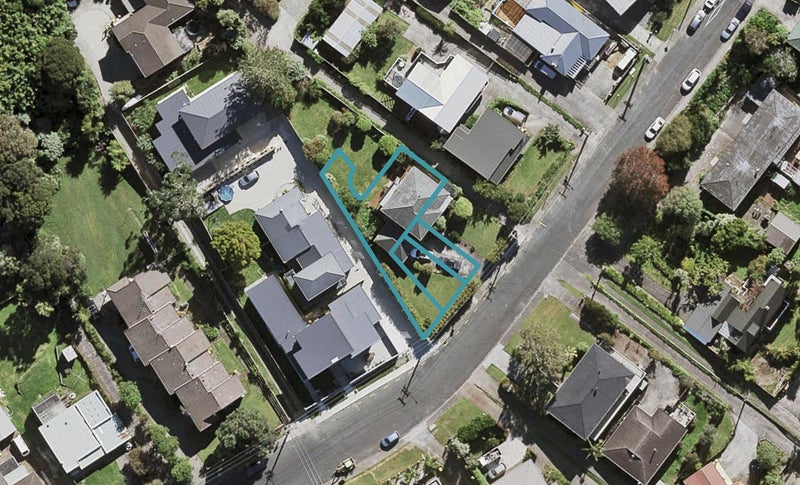 13C Glendhu Road, Bayview, Auckland - Carousel 1