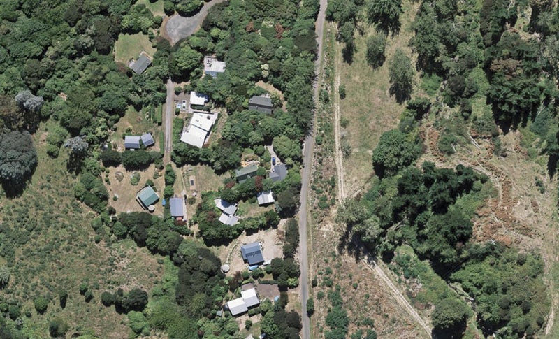 223 Middle Road, Pigeon Bay, Akaroa - Carousel 1