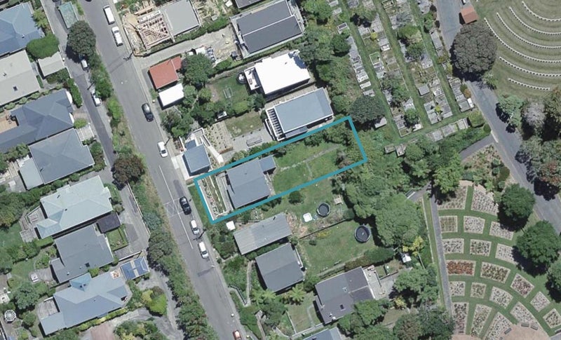 32 Standen Street, Karori, Wellington - Carousel 1