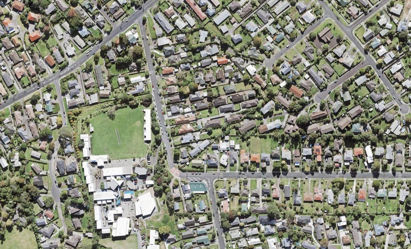 20A Arahoe Road, New Lynn, Auckland - Carousel 1