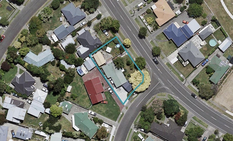8 Trinity Crescent, Pirimai, Napier - Carousel 1