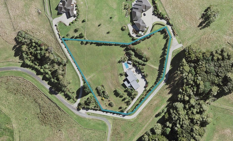 615 Drury Hills Road, Drury - Carousel 1